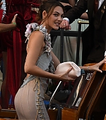 050.jpg