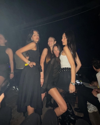 Click to view full size image
==============
2392.jpg 2392.jpg